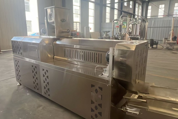 1745485554540275.jpg 70 host_replica .jpg